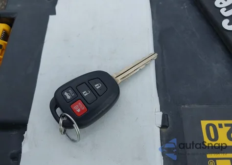 2016 Toyota Corolla Le из США, поврежденный, VIN 5YFBURHE3GP421342